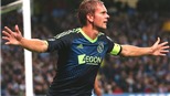Kẻ đang giết chết giấc mơ của Man City: Anh là ai? 